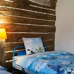 Guest house The Old Nest