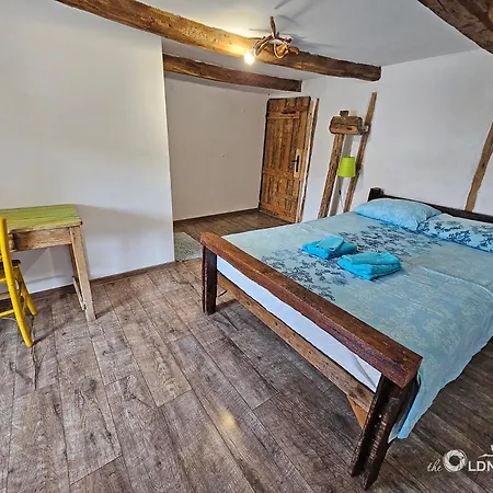 Pensiune The Old Nest 3*